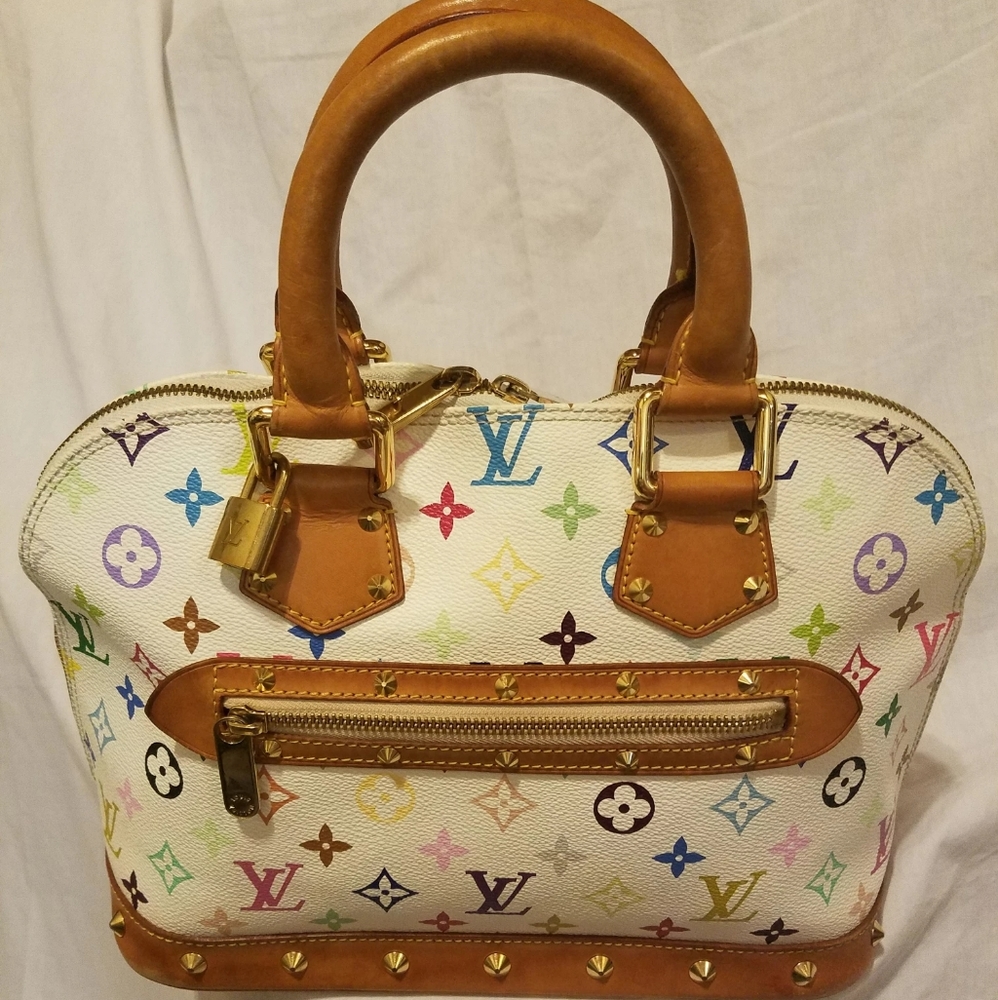 100 % authentic louis vuitton Bag